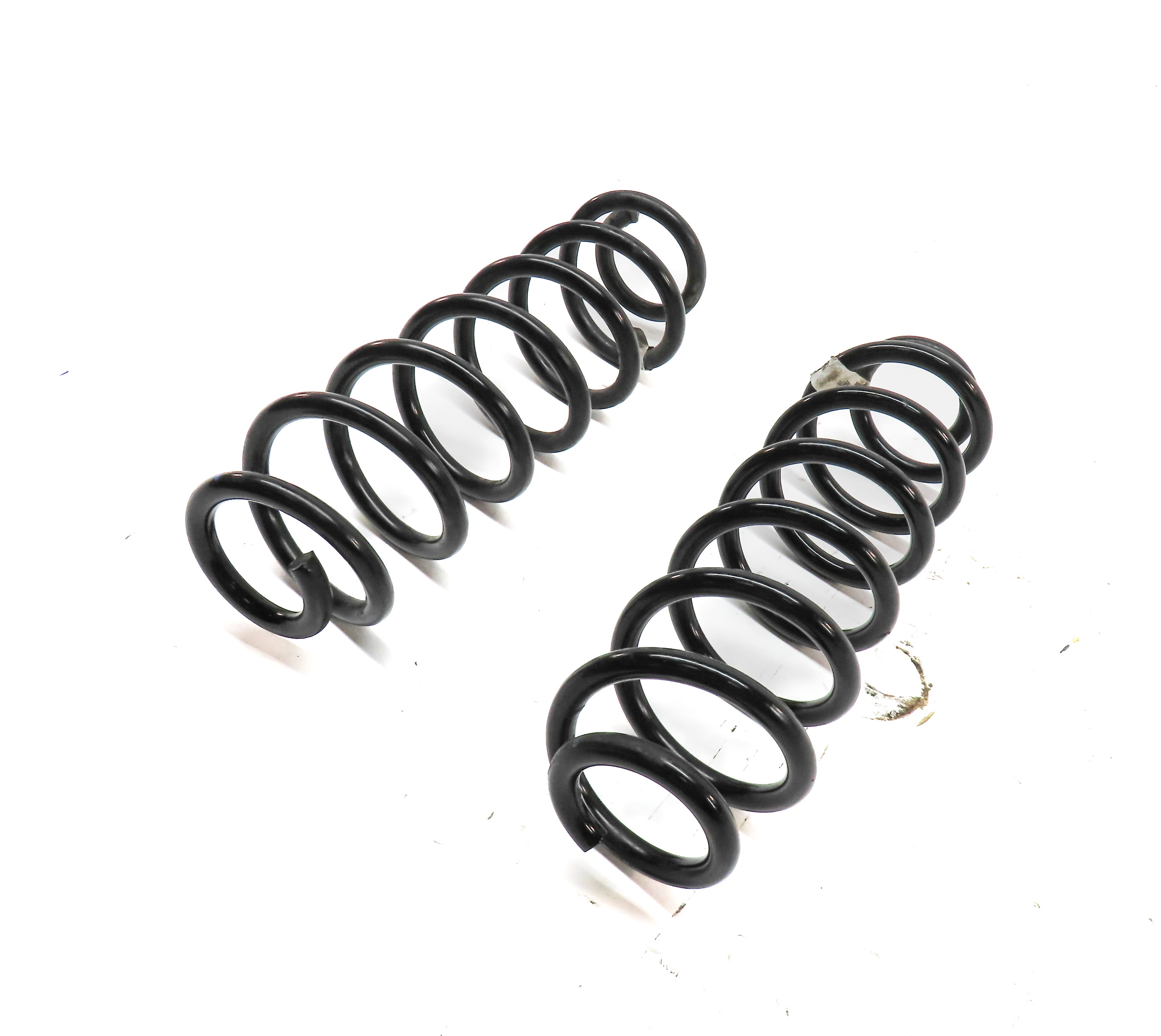 2015-2018 AUDI A3 S3 RS3 (8V) REAR LEFT & RIGHT SUSPENSION COIL SPRING SET/2 — exact item pictured